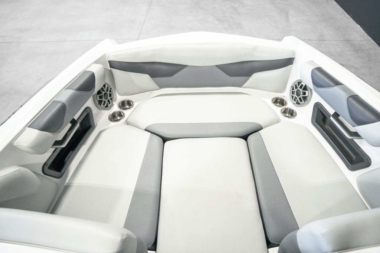 2023 Axis A20
