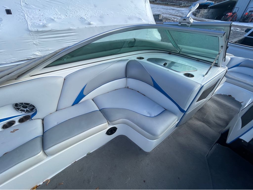 2013 MB Sports Sport Boat B52 21 WB