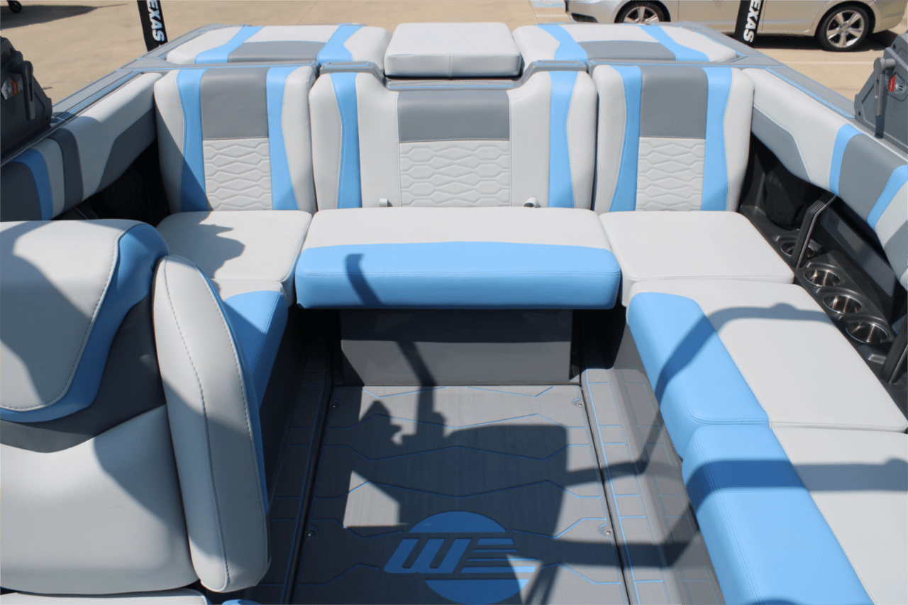 2025 Malibu 22 MXZ