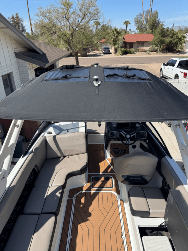 2018 Malibu Wakesetter 23 LSV – Premium Wake Surf and Family Boat