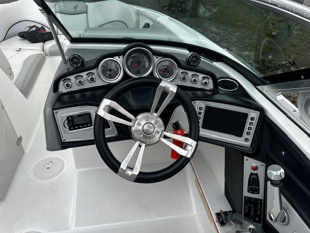 2016 MasterCraft X46