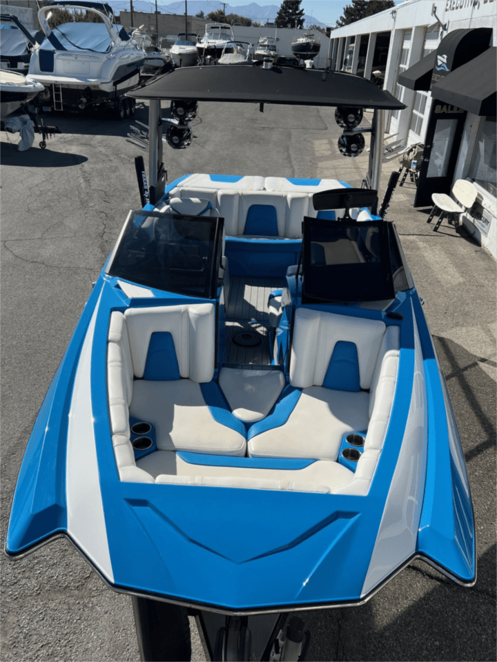 2019 Malibu Wakesetter MLX