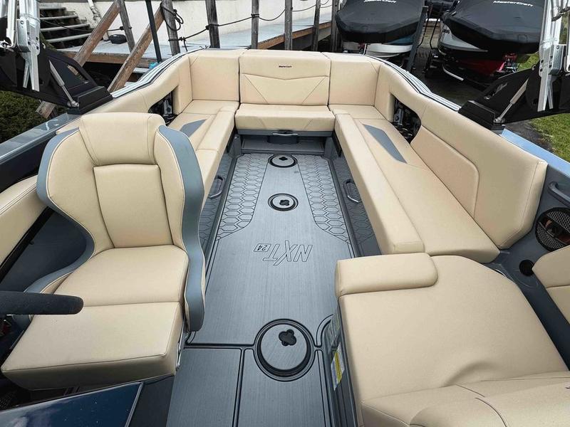 NEW 2024 MasterCraft NXT24