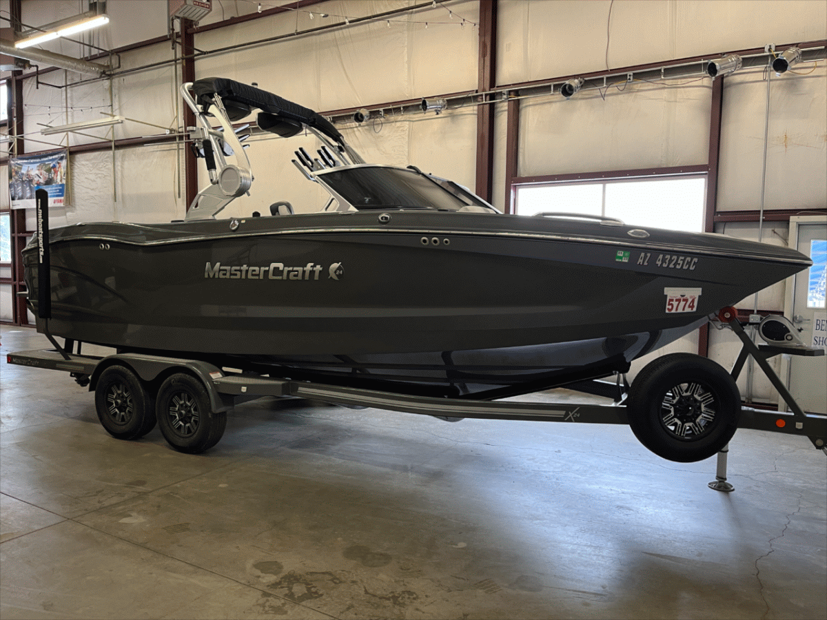boat.Title