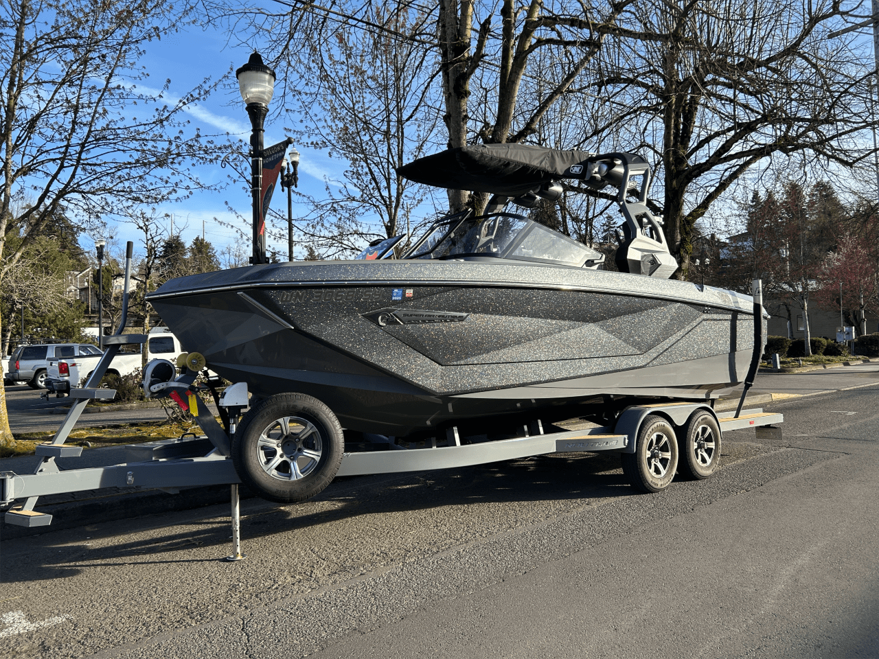 2021 Nautique G23 &#8211; Low hours!