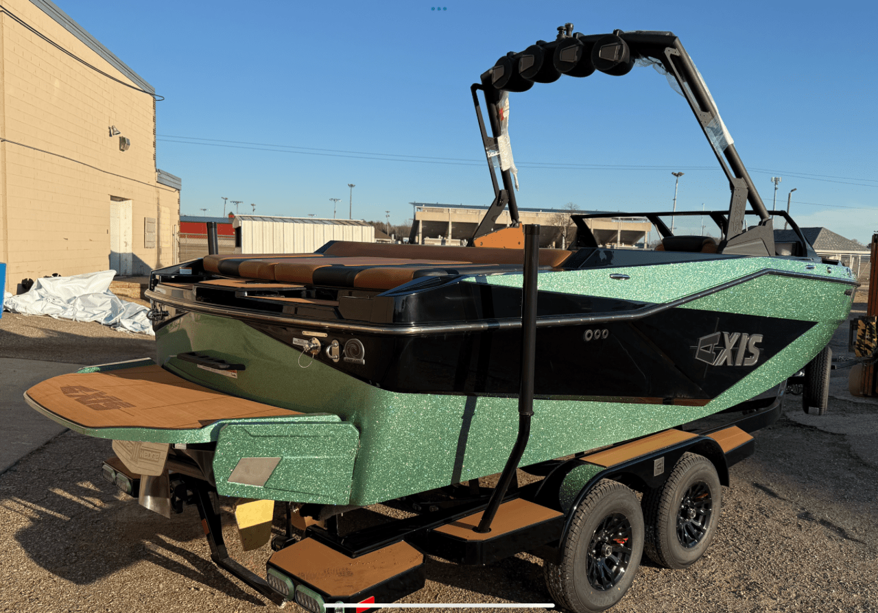 New 2025 AXIS T220 Wake Boat w/ Trailer