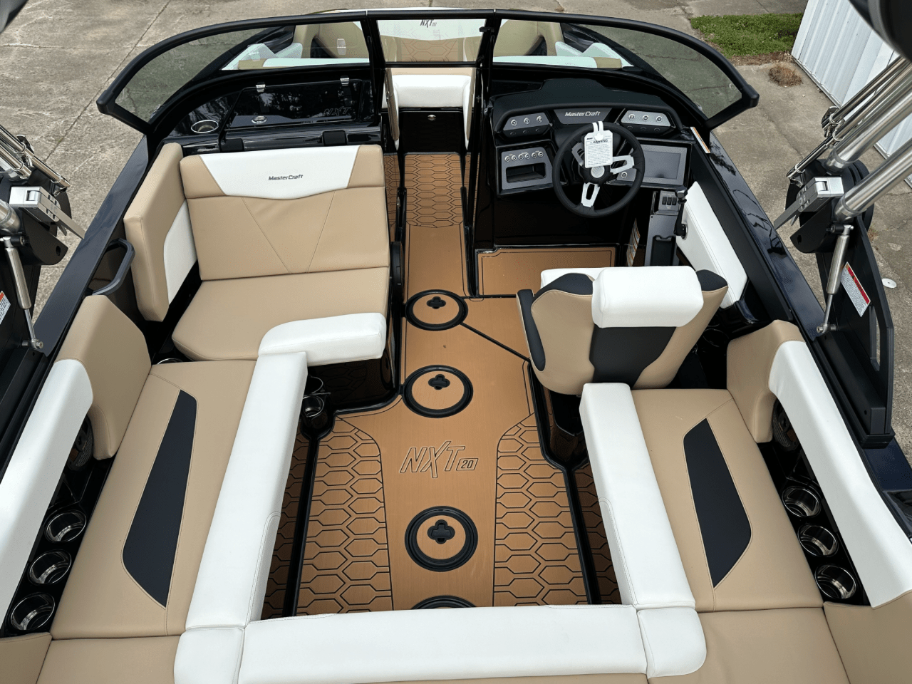 2024 MasterCraft NXT20