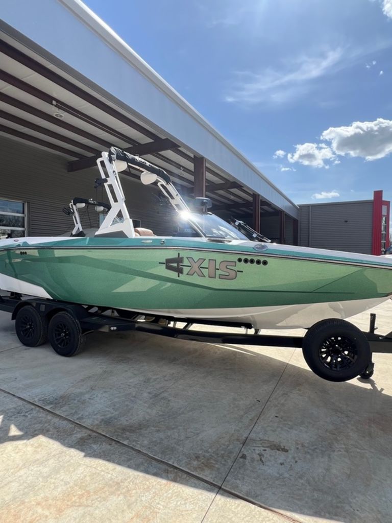 2025 Axis Wake Research A225