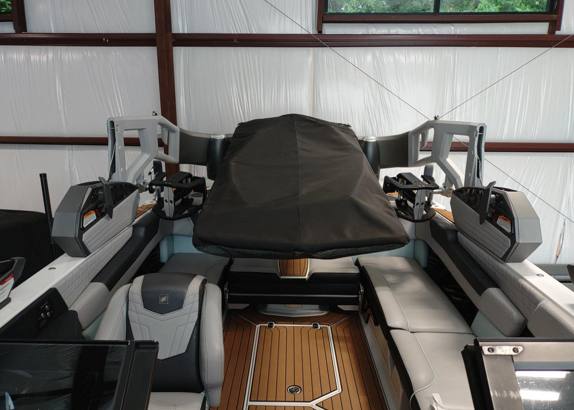 2021 Nautique Super Air Nautique G23