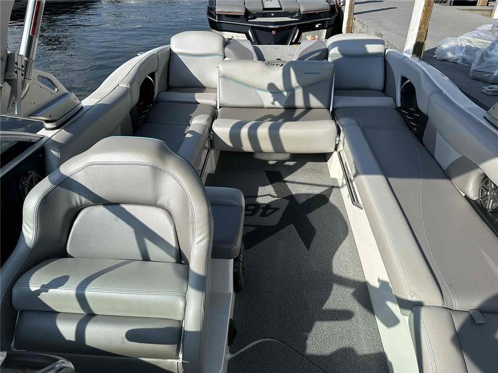 2017 MasterCraft X46