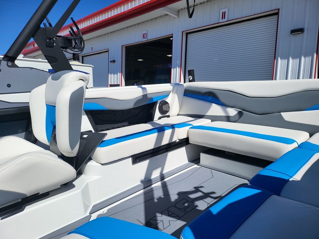 2025 Axis Wake Research T220 Icon