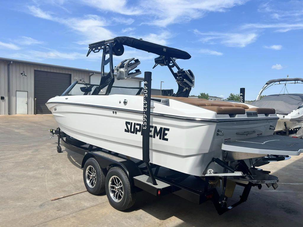 2025 Supreme S220