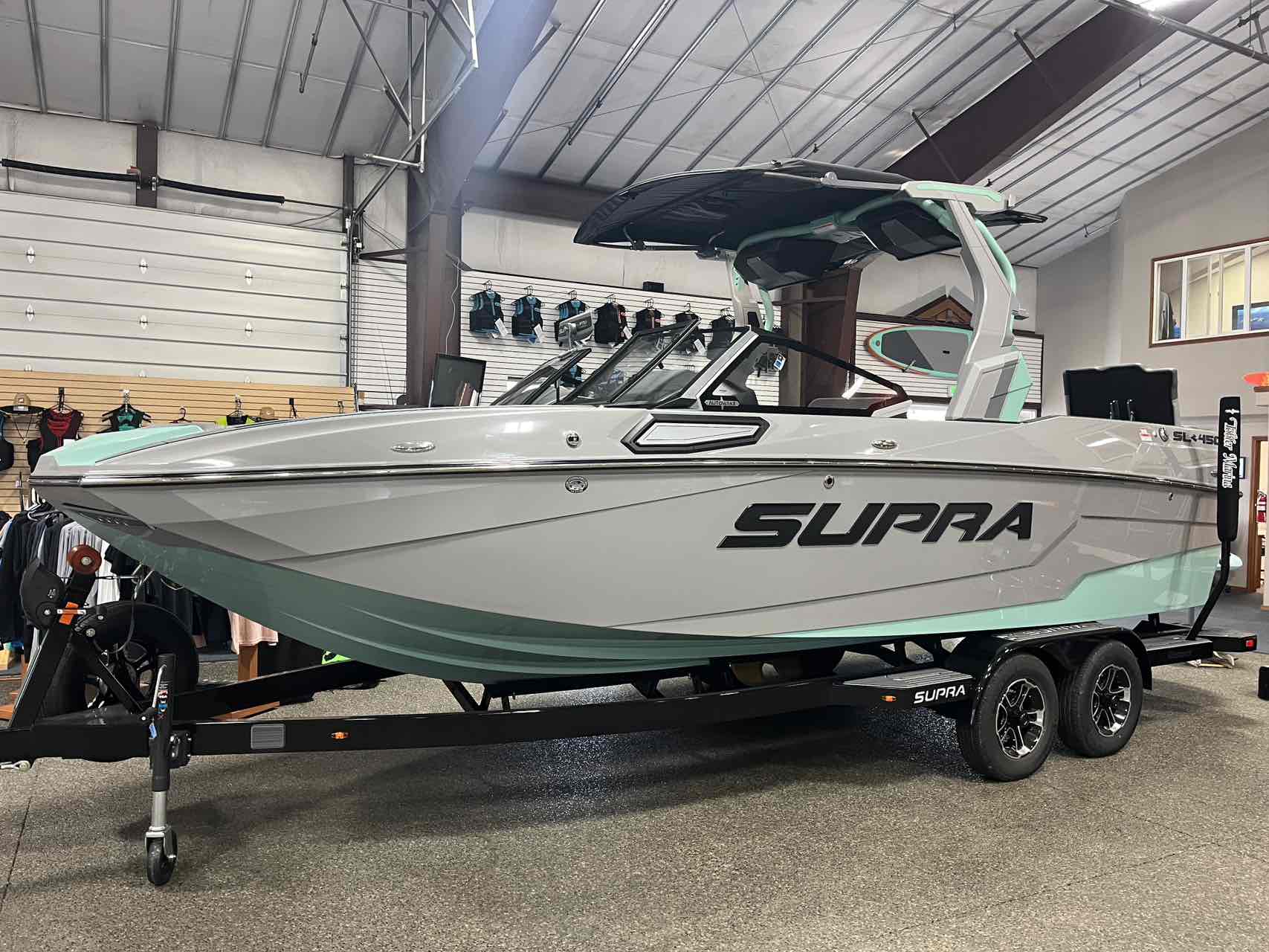 boat.Title