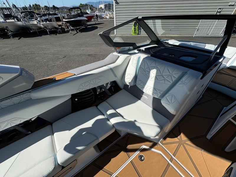 2024 Nautique G23 Paragon