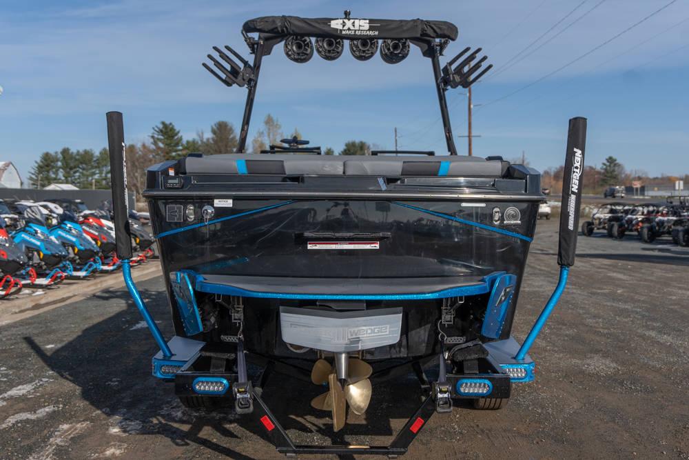 2023 Axis Wake Research T235
