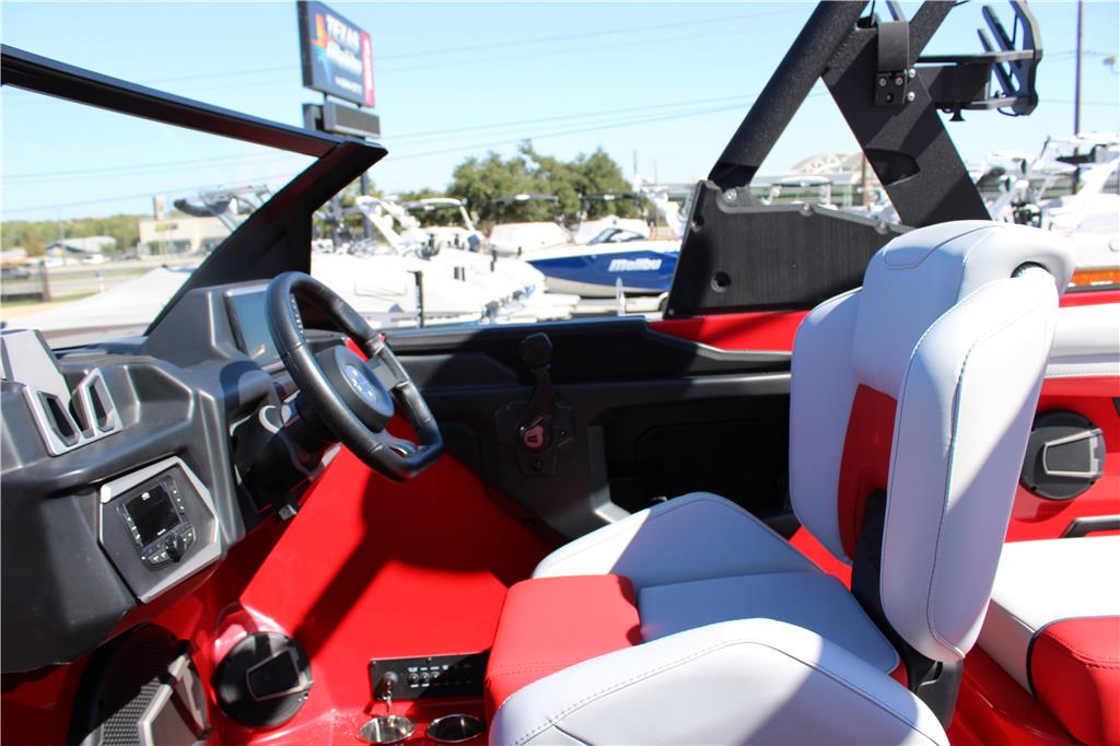 2024 Axis T250