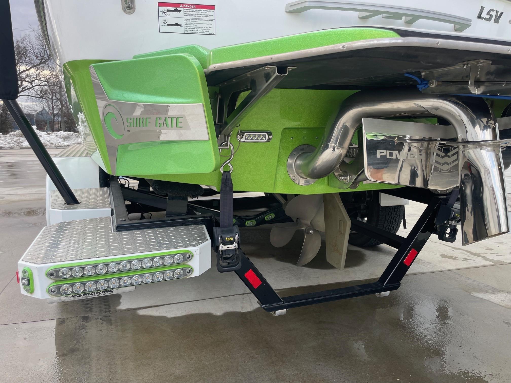 2018 Malibu 25LSV Brochure Boat