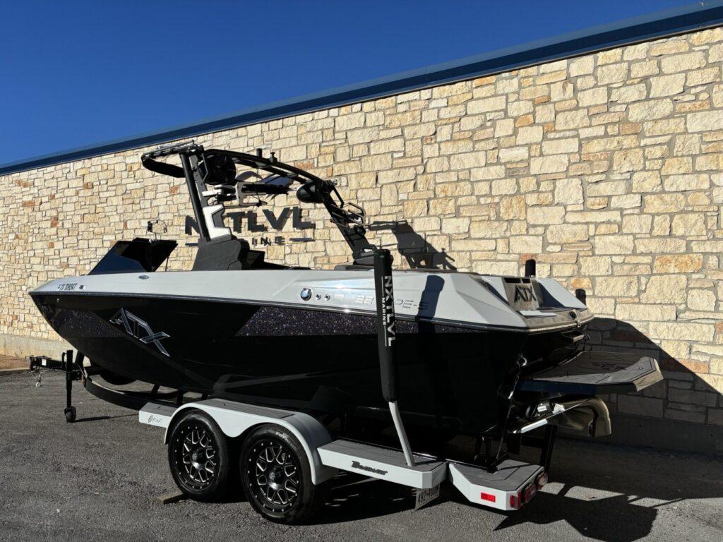 boat.Title
