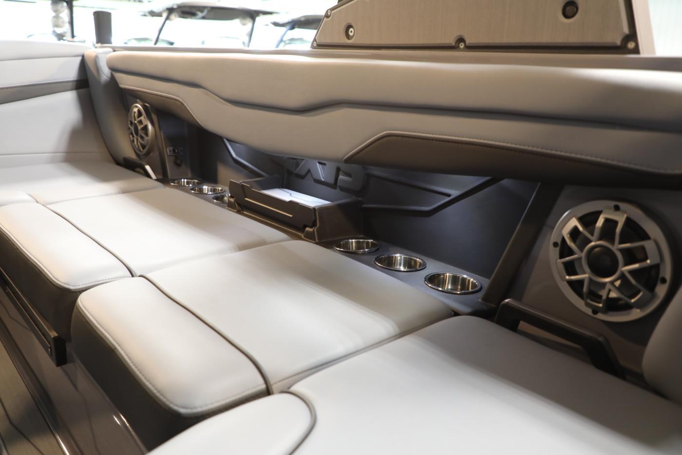 2023 Axis T220