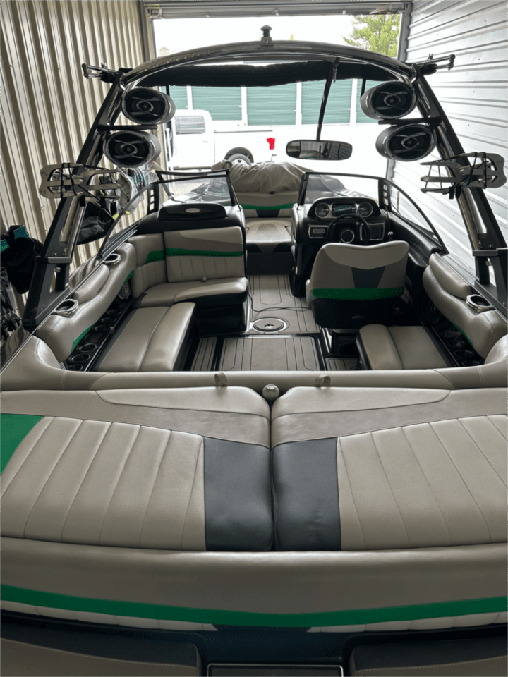 2013 Malibu Wakesetter 22 MXZ