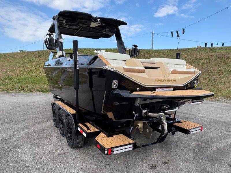 2025 Nautique G25