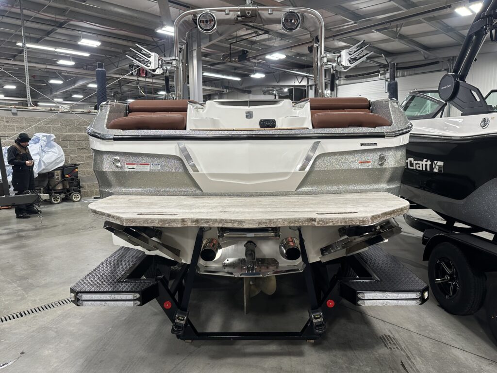 2019 MasterCraft X24