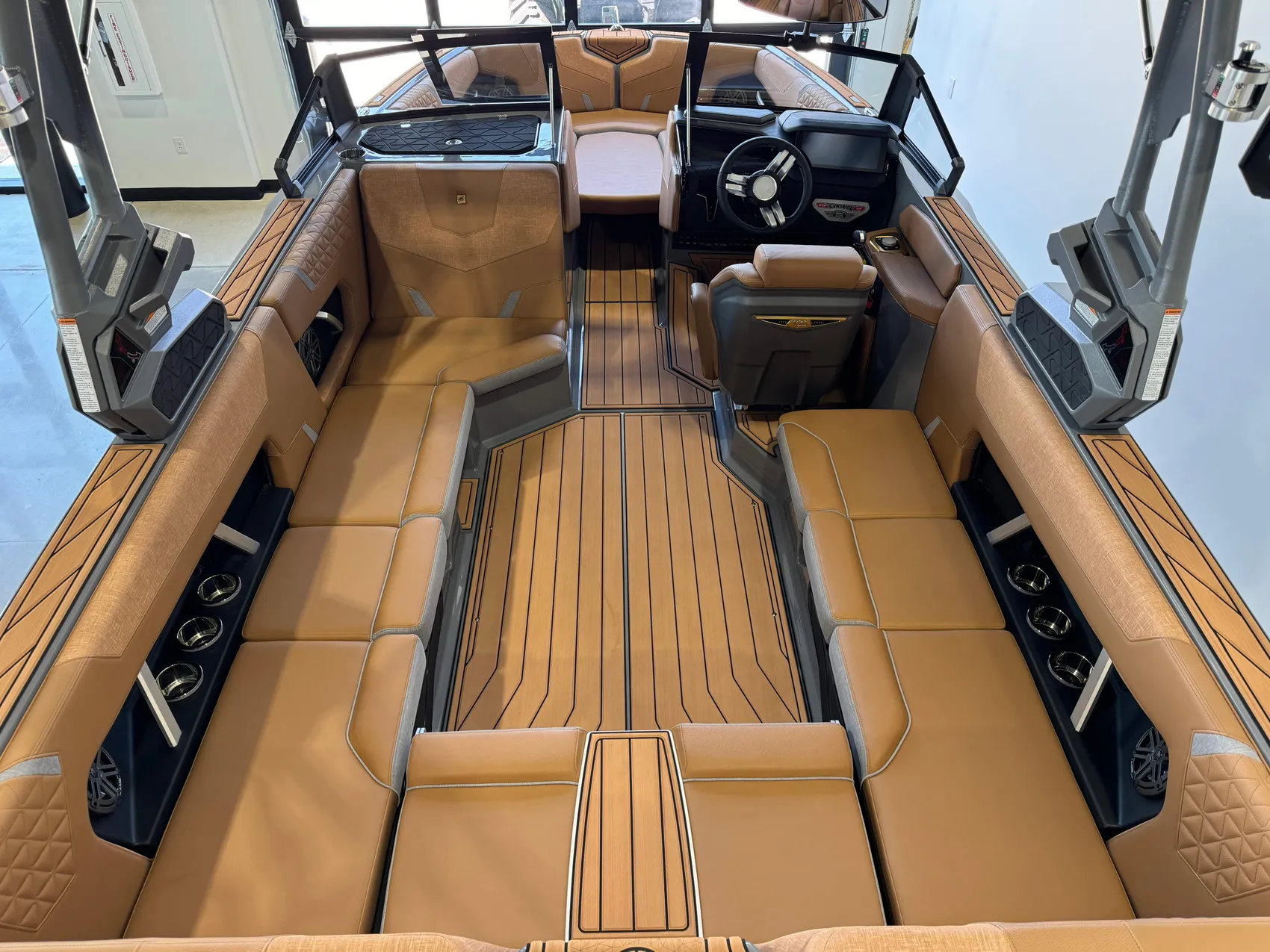 2025 Nautique GS22