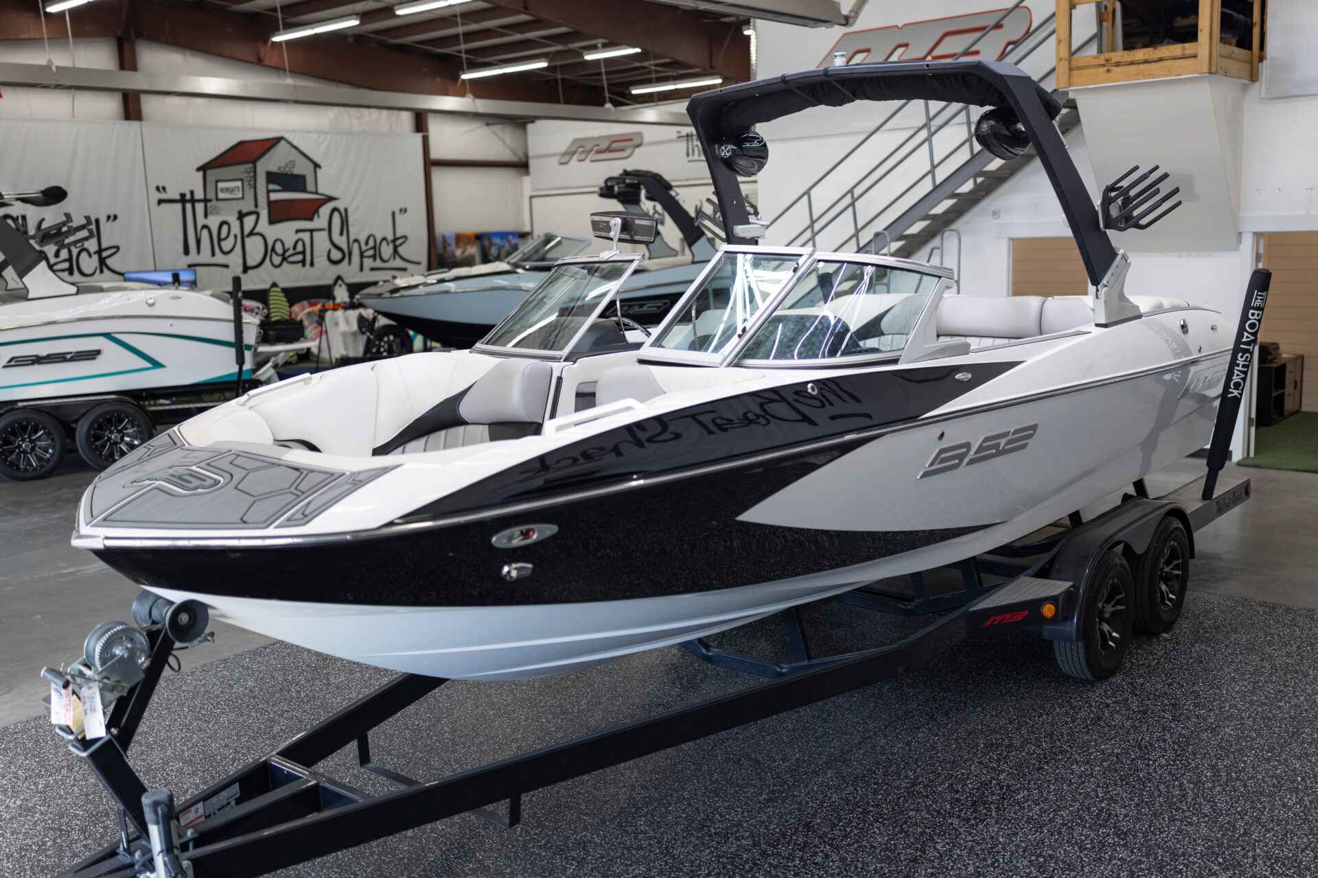 2018 MB Sports B52 23 Classic