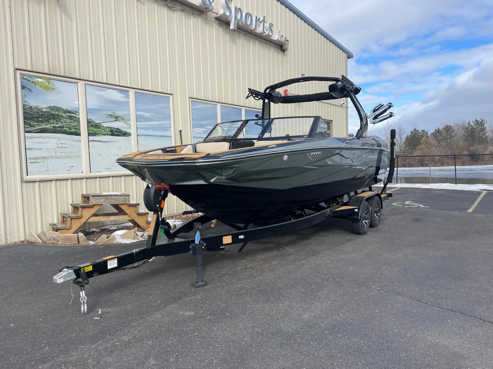 2025 Centurion Nv233