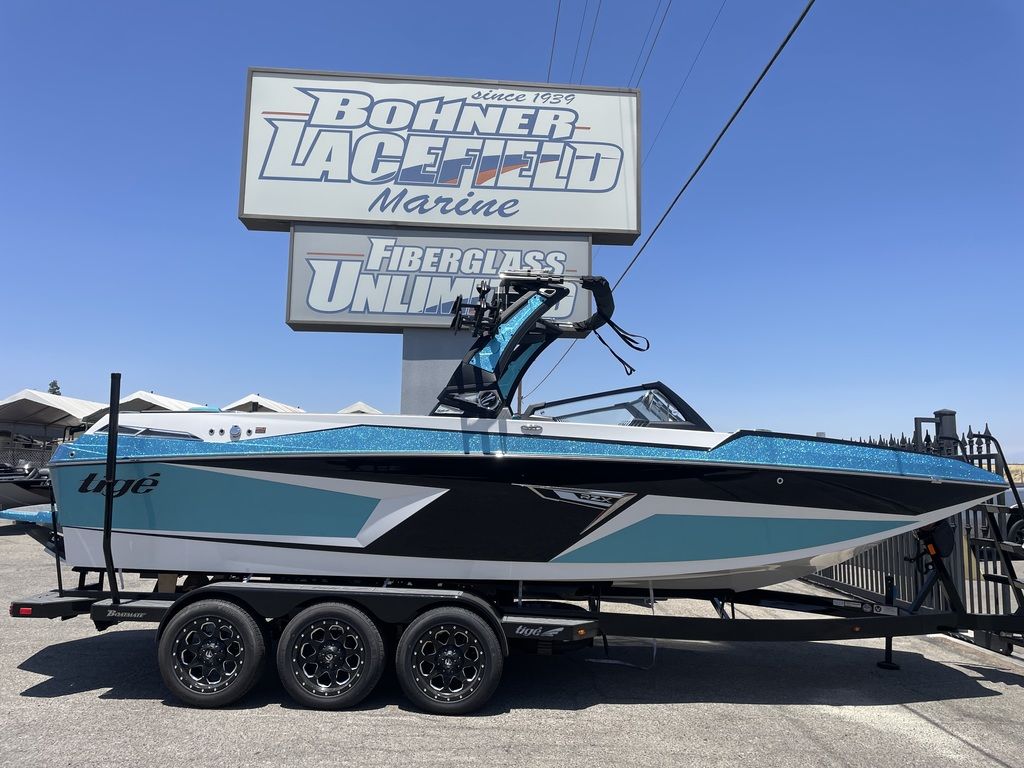 boat.Title