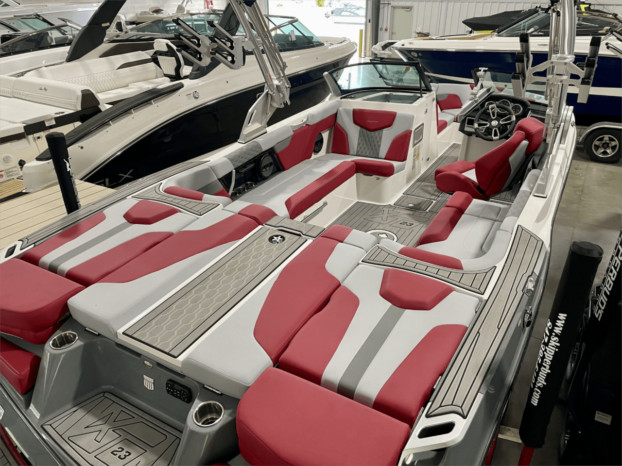 2023 MasterCraft XT-23 | 209127
