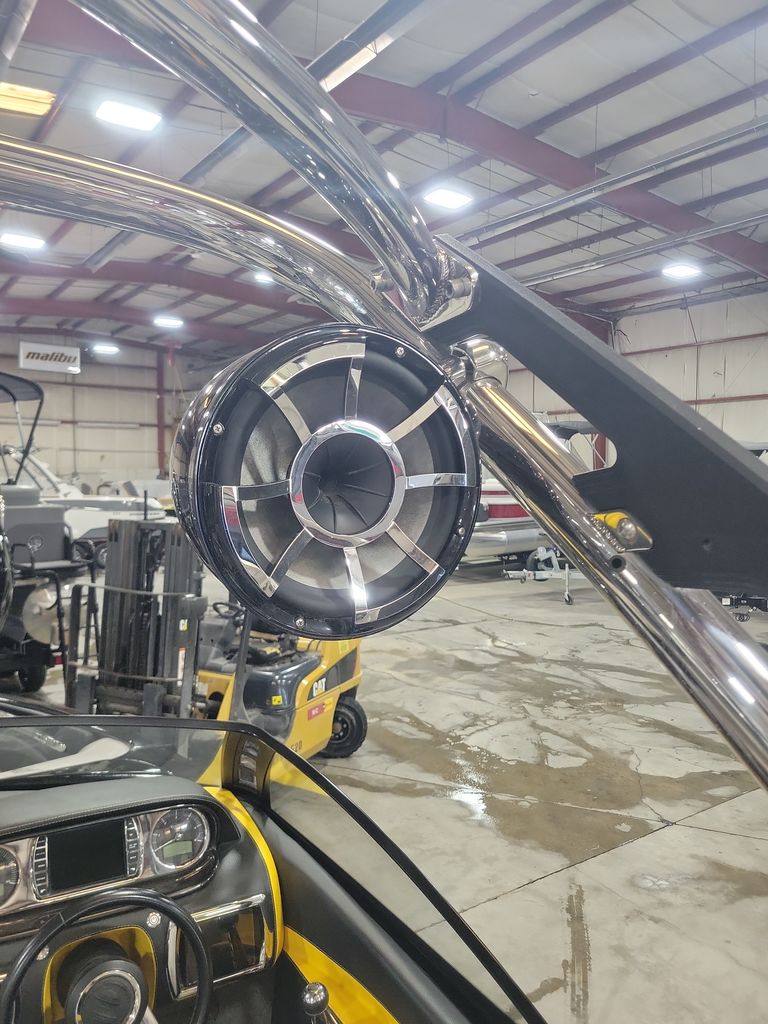 2012 malibu boats 21VLX