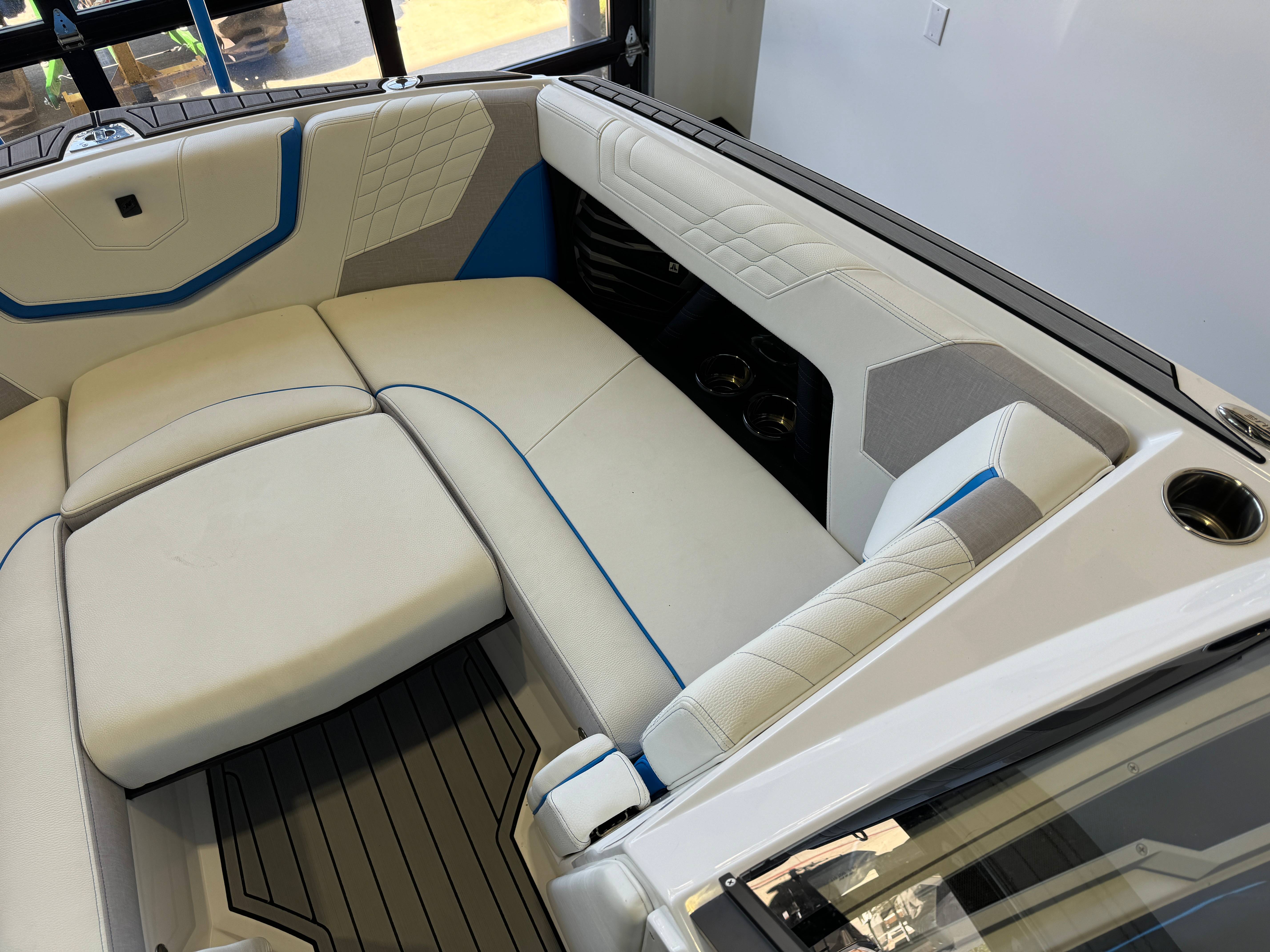 2024 Nautique Super Air Nautique G23