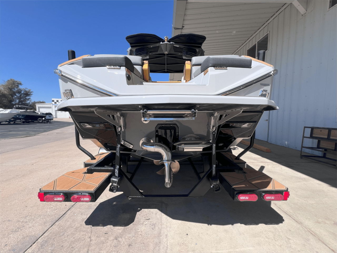 2025 Nautique Paragon G23