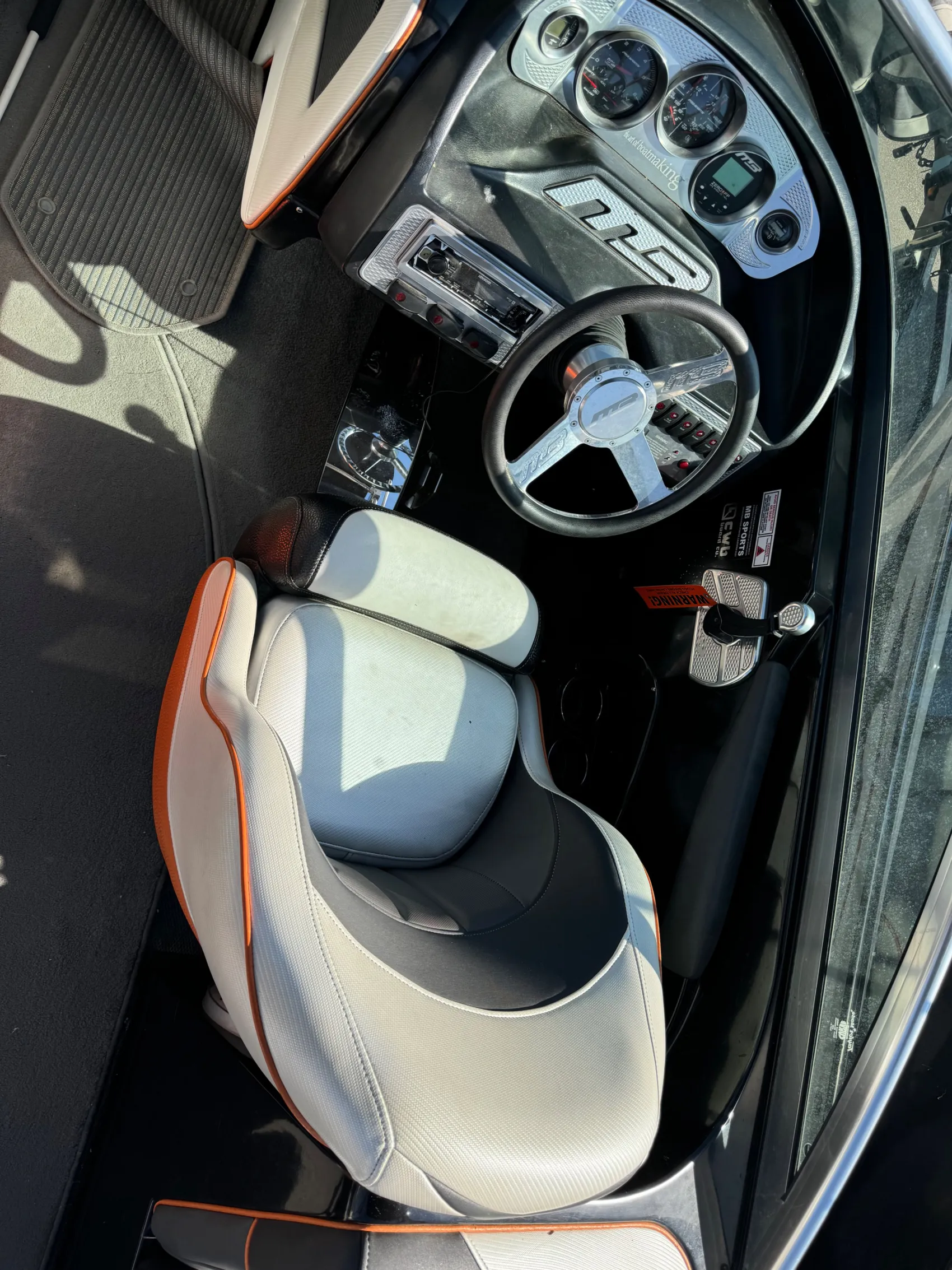 2013 MB Sports F21 Tomcat