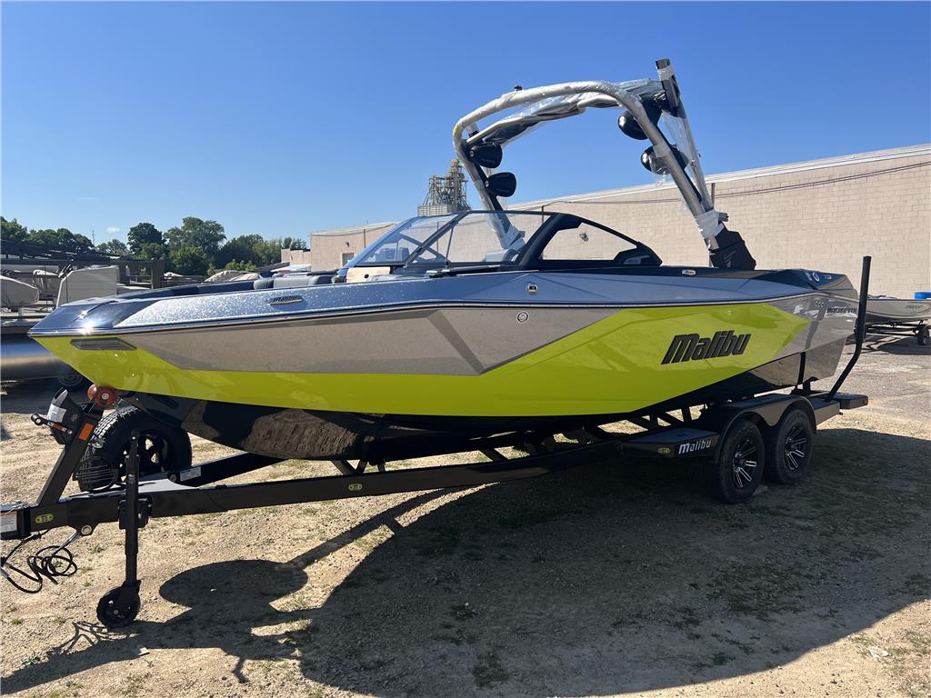 NEW 2024 MALIBU 23 LSV WAKESETTER w/ M6DI (DH) &amp; TRAILER