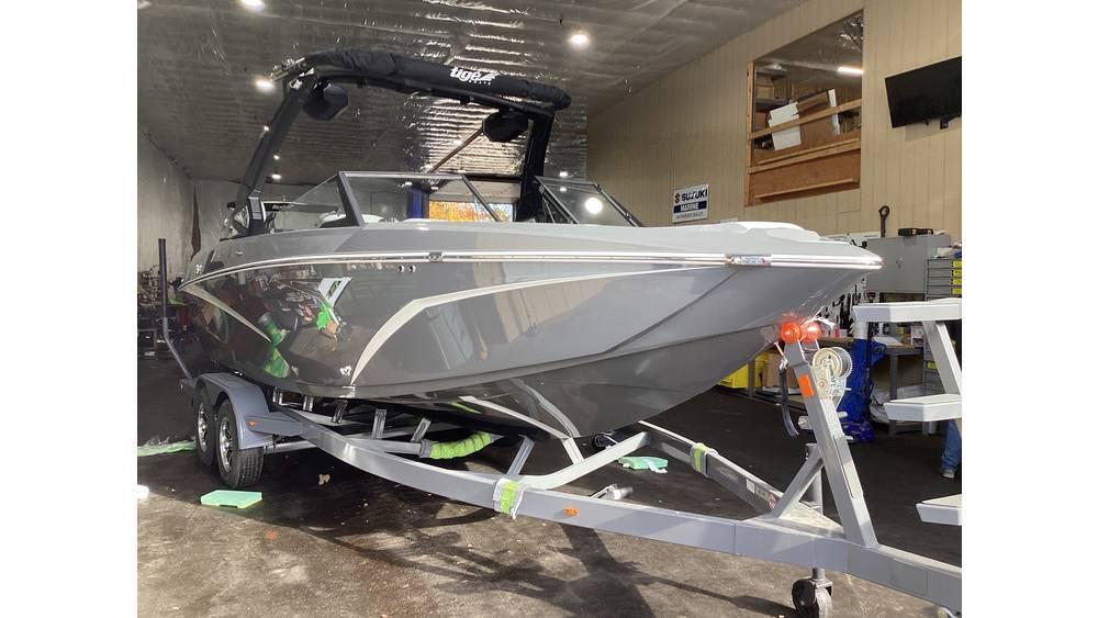 2025 Tige Z3 &#8211; Trailer included NICE COLOR