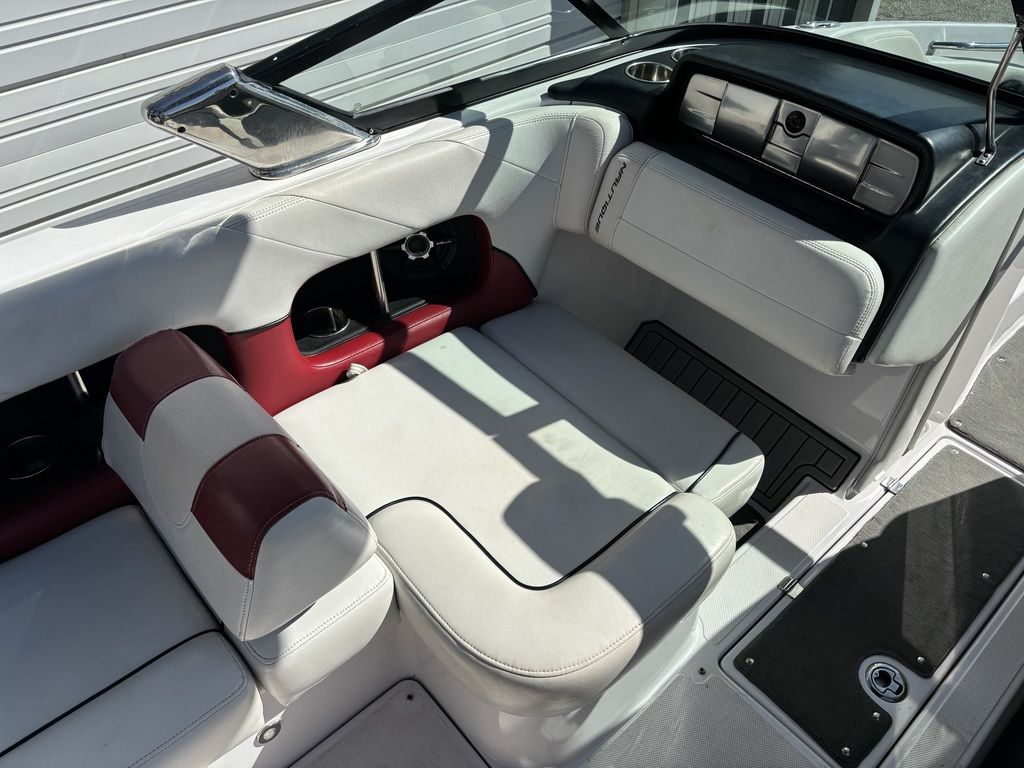 2010 Nautique Super Air Nautique 226