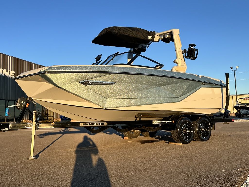 2022 Nautique G23