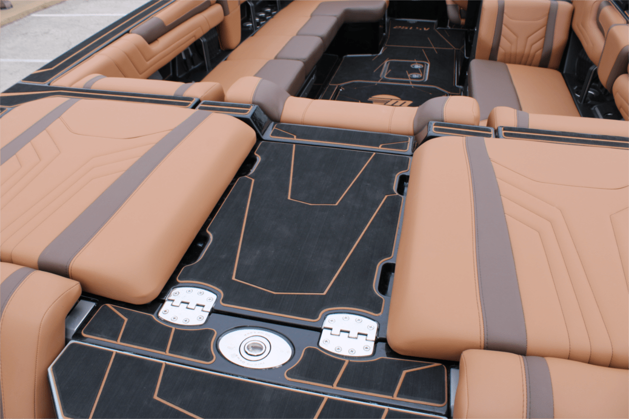 2025 Malibu 25 LSV
