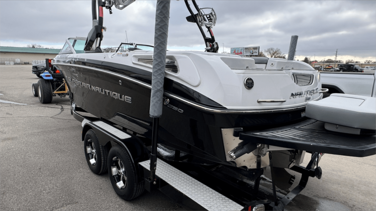 2012 Super Air Nautique 230