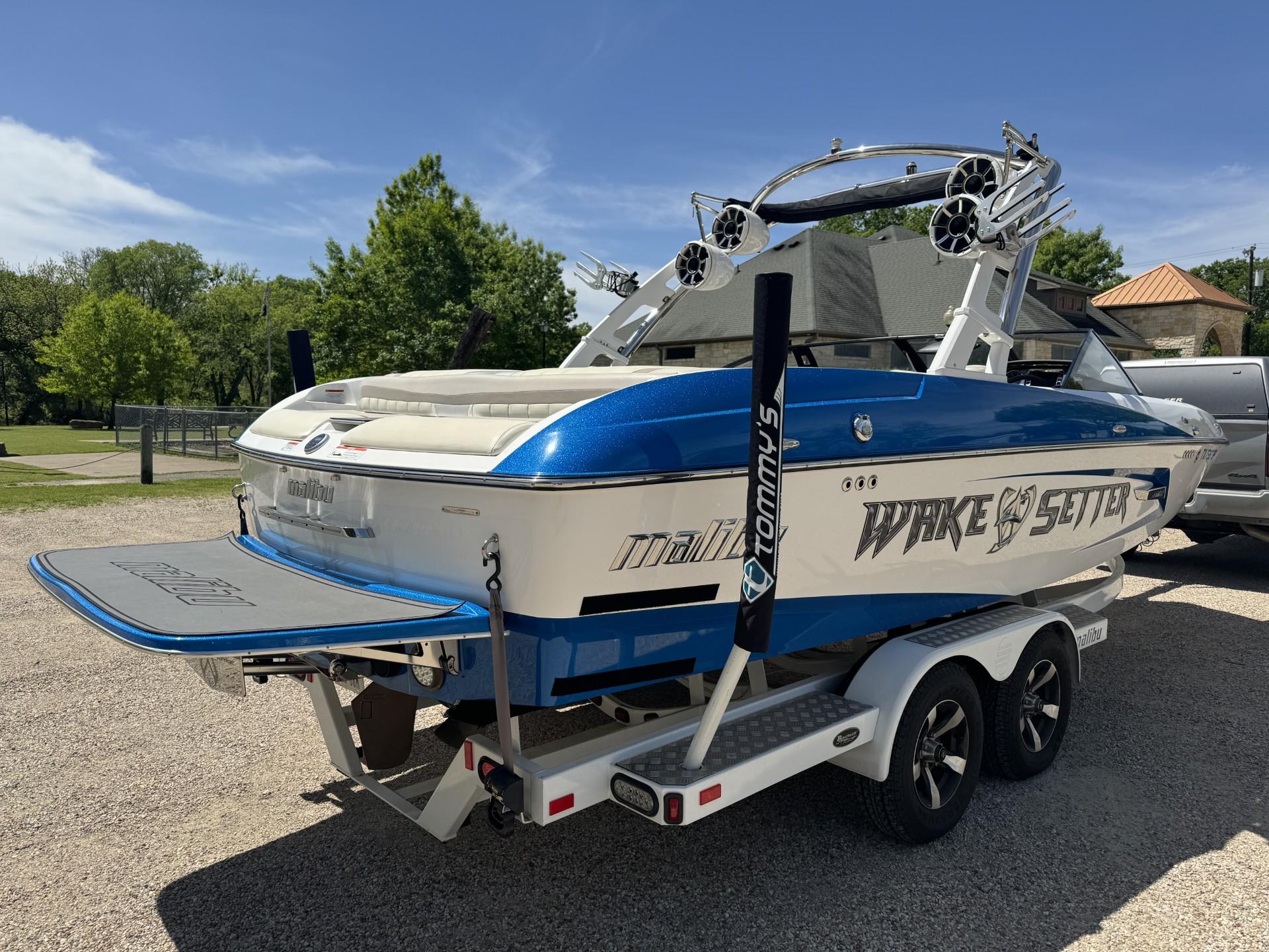 2012 Malibu 22 MXZ