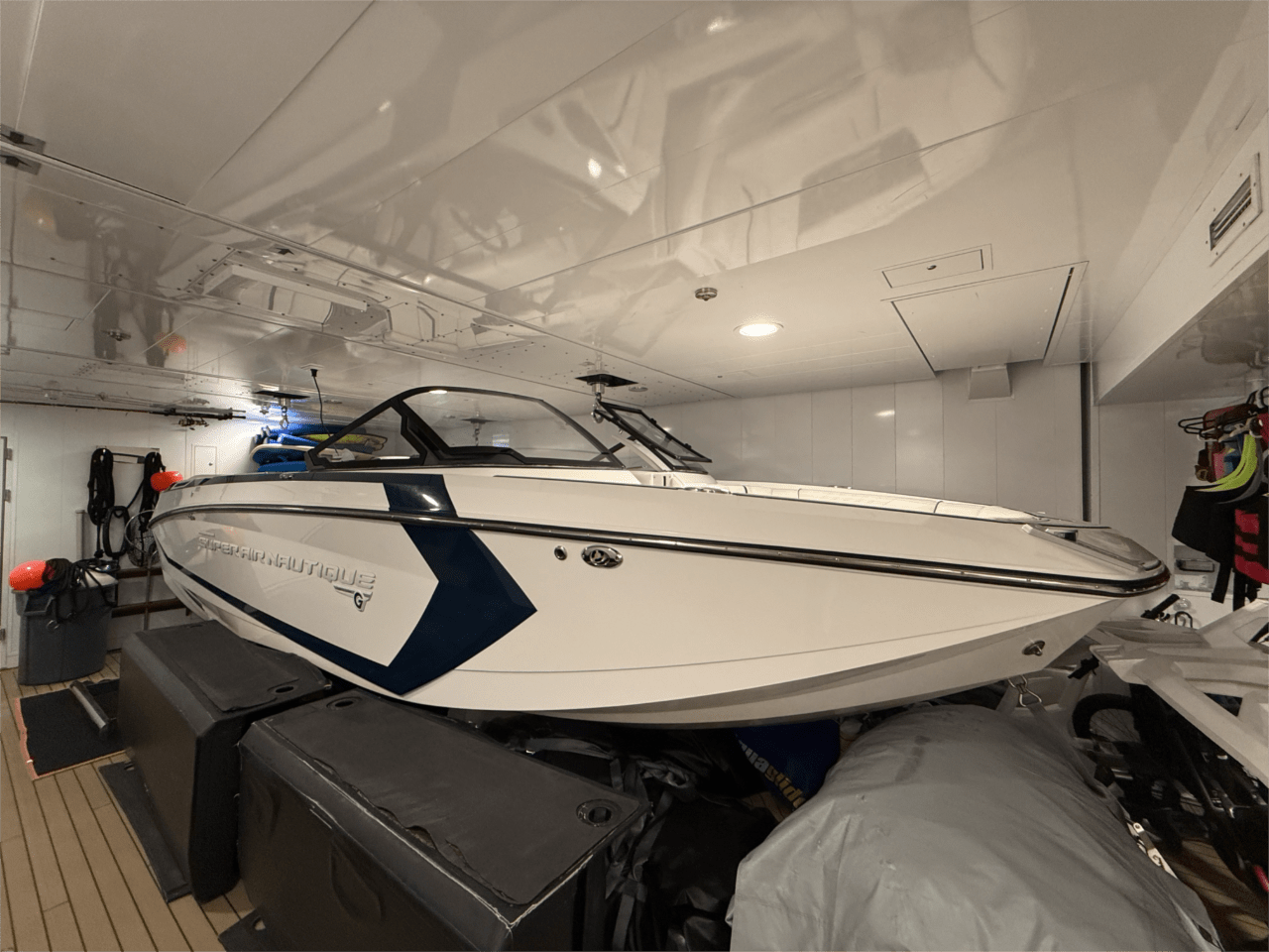 2020 Super Air Nautique G23 Coastal Edition, Diesel Package