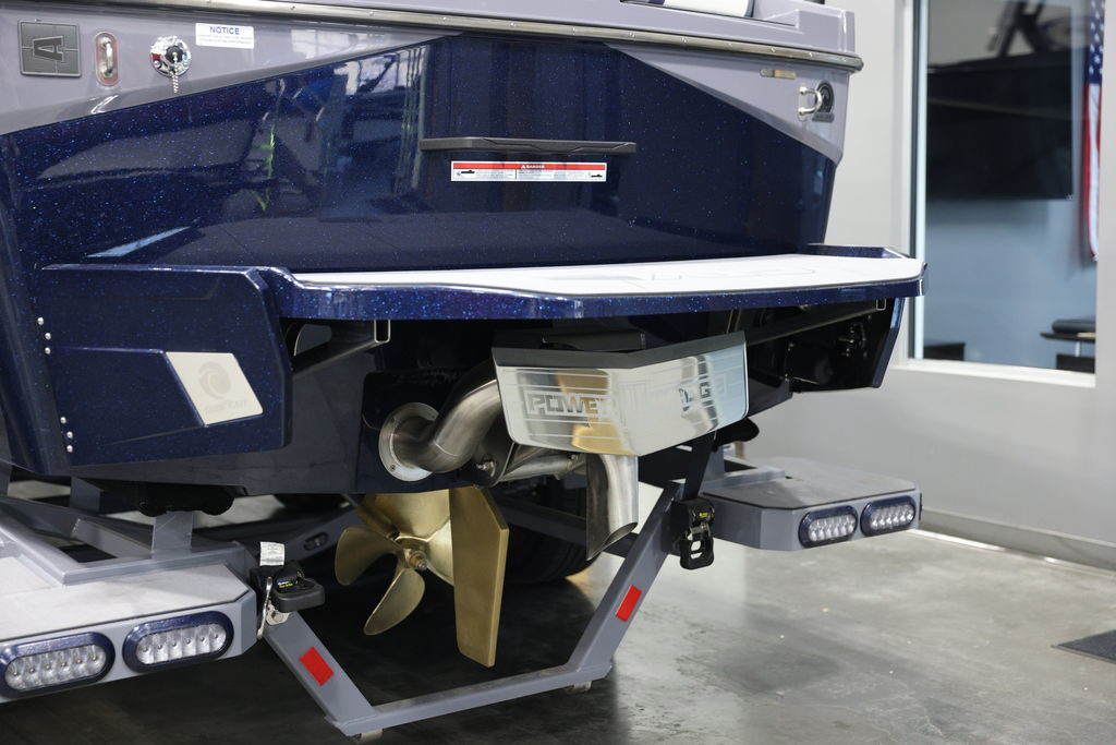 2024 Axis T250