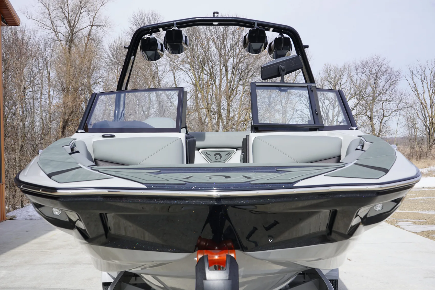2025 Centurion NV233