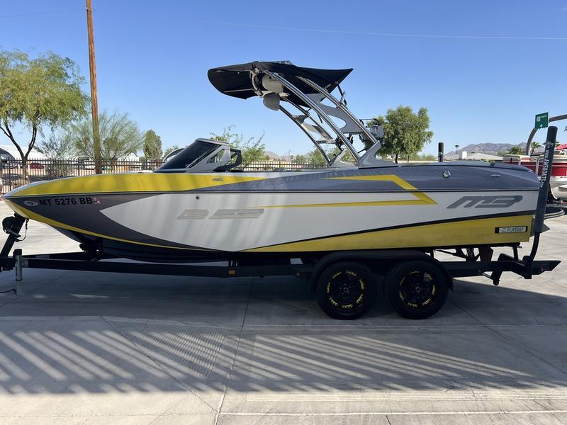 2015 MB Sports B52 23