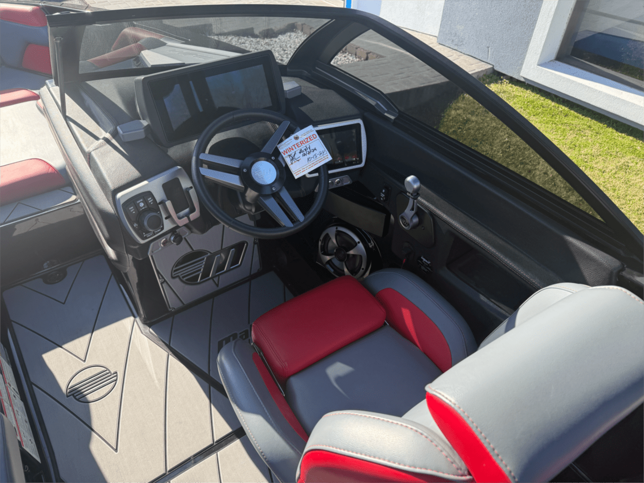2019 Malibu Wakesetter 25LSV