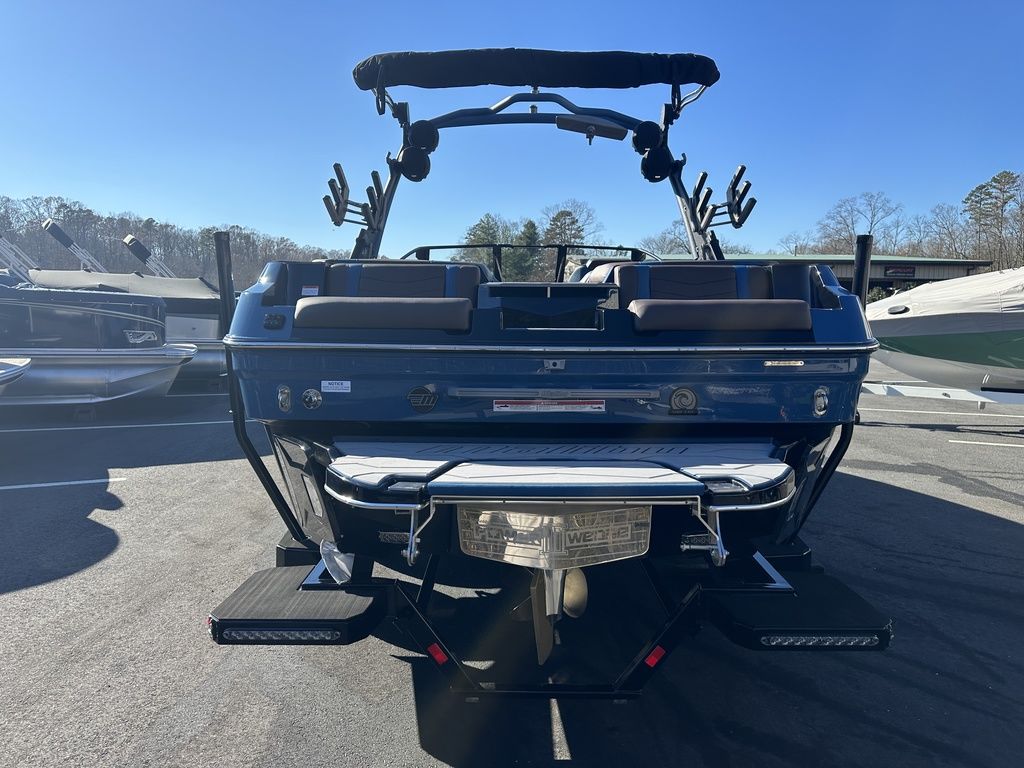 2024 malibu boats 23-MXZ