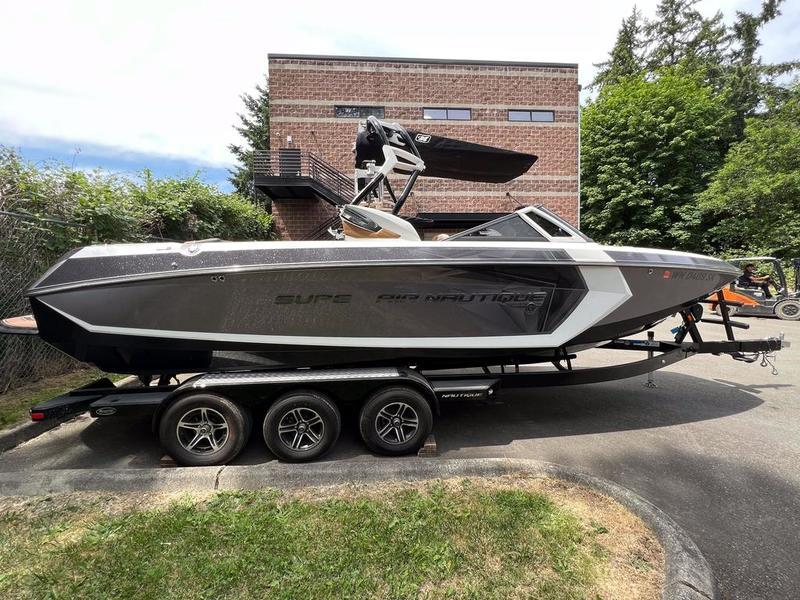 boat.Title