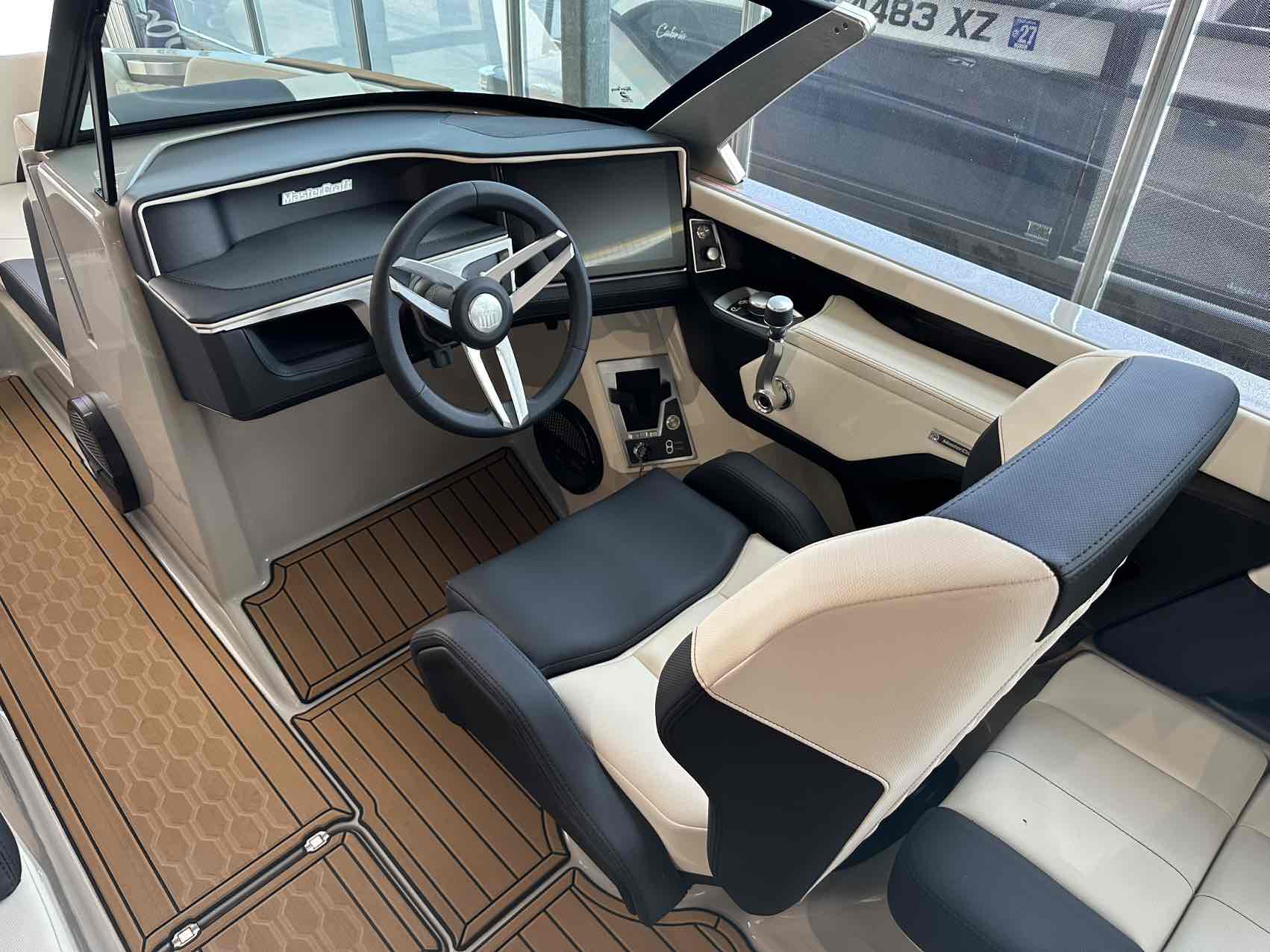 2025 MasterCraft XT22